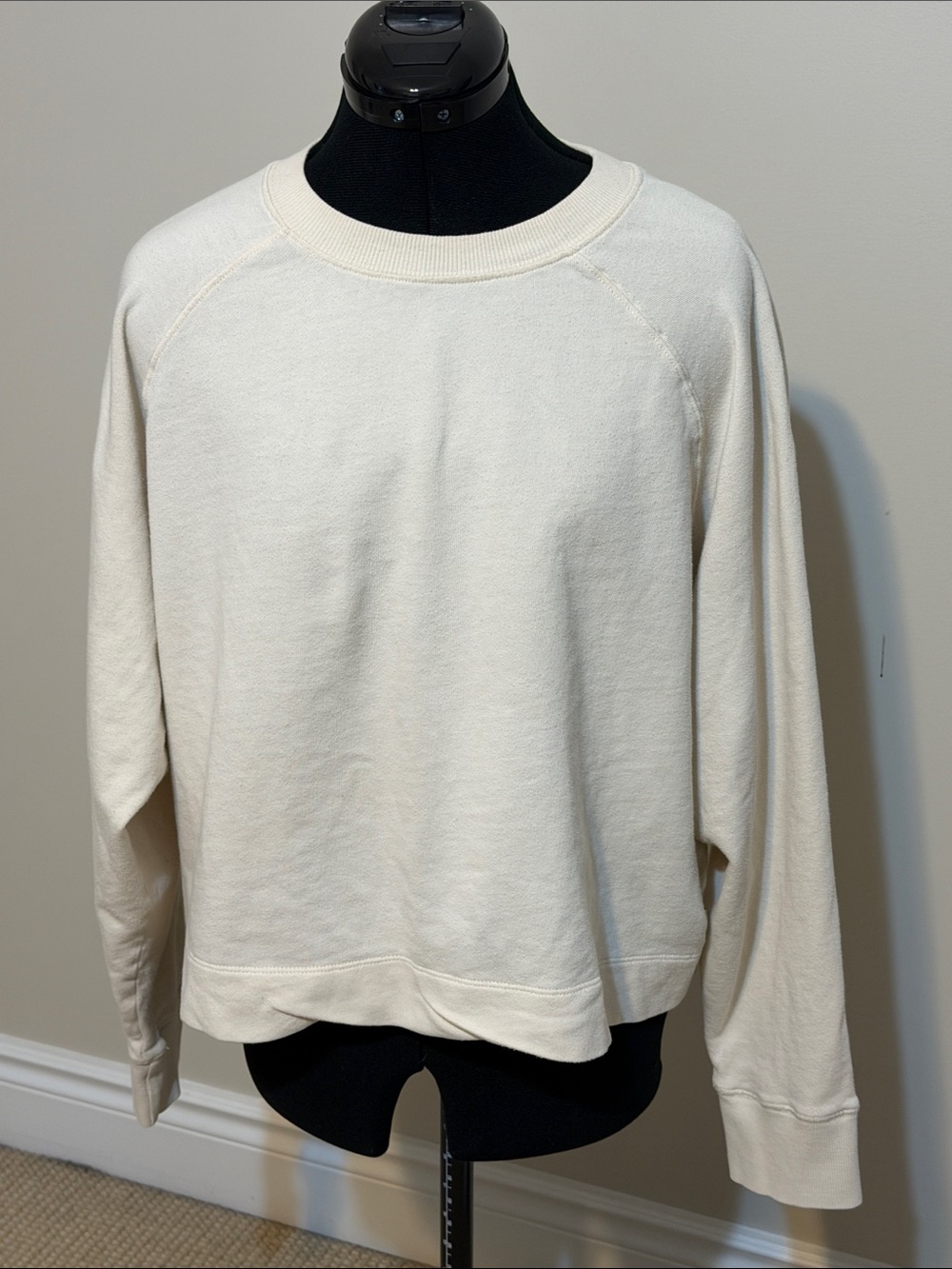VUORI Cropped Crewneck Terry Sweatshirt